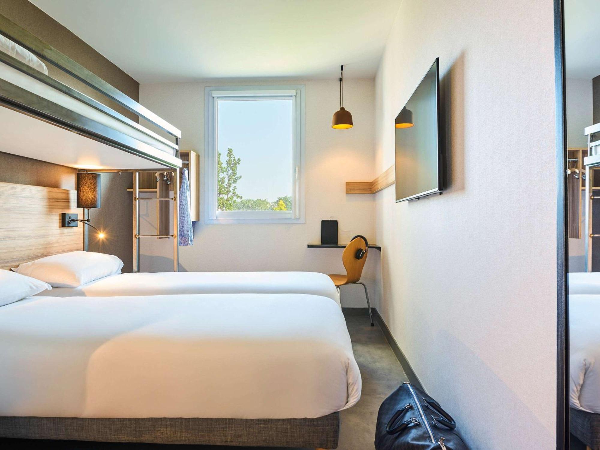 Ibis Budget Paris Porte De La Chapelle - Arena エクステリア 写真